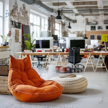 przestrzeń biurową w stylu minimalistycznym3 Jak urządzić przestrzeń biurową w stylu minimalistycznym