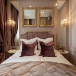 Jak urządzić sypialnię glamour w małym mieszkaniu